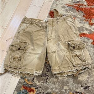 Men's Tan Cargo Shorts